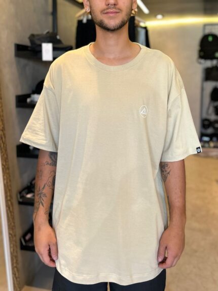 Camiseta Fivebucks Over Collors Creme