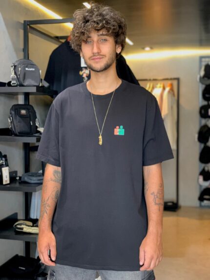 Camiseta Ous 131 Fade Preto