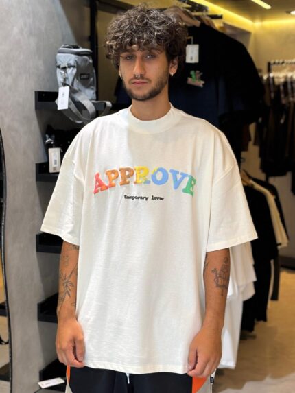 Camiseta Approve Huge New Rainbow Off White