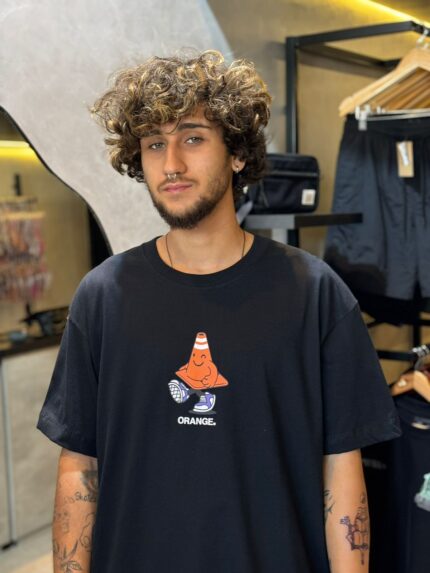 Camiseta Orange Cone Preto
