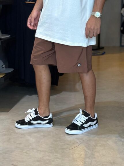 Shorts High Logo Line Brow