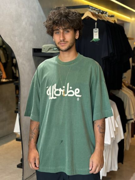 Camiseta Alltribe Over Arabic Verde Estonado