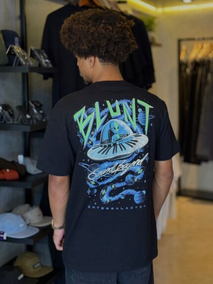 Camiseta Blunt Zrek Preto