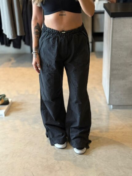 Calça Parachute Preta