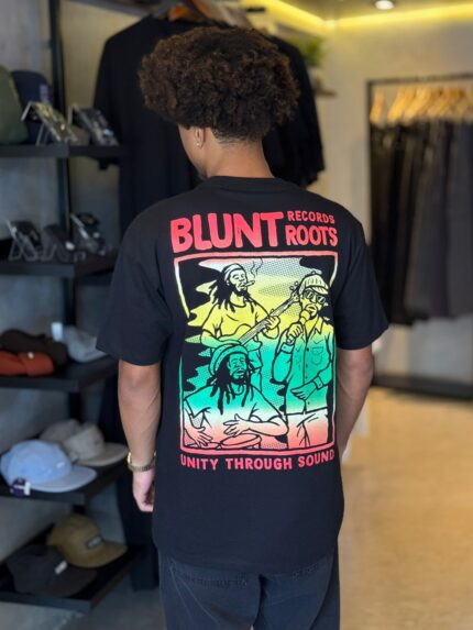 Camiseta Blunt Roots Preto