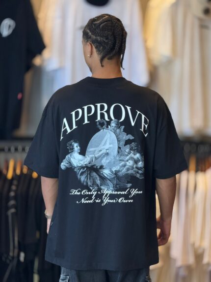 Camiseta Approve Huge Cupid Preto