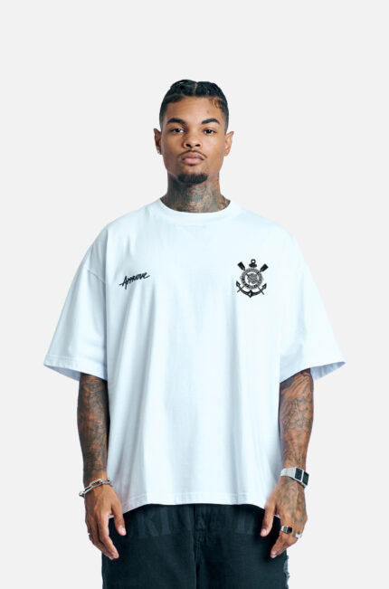 Camiseta Approve X Corinthians Huge Brasão Branco