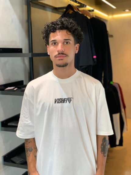Camiseta Vishfi Basic Line Box Logo Off White