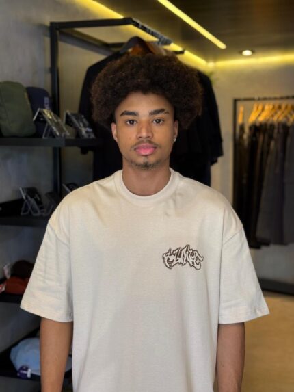 Camiseta Blunt Over Neverm Creme